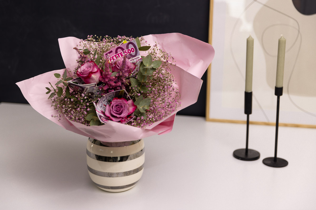 DIY-Idee: Blumenstrauß mit Rubbellosen
