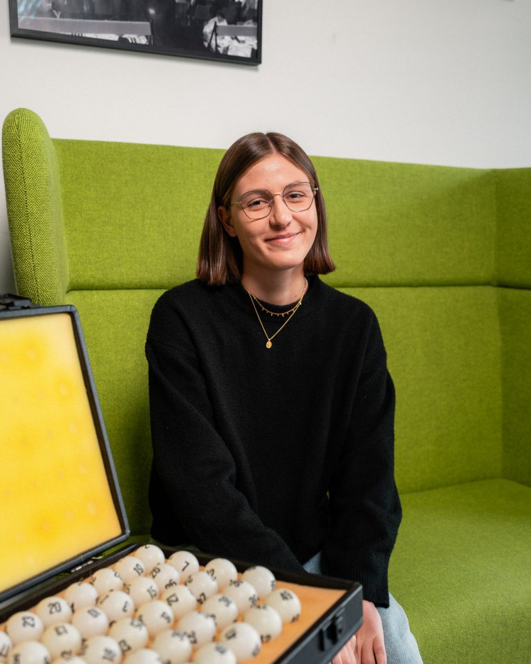 Lona - Kauffrau für Büromanagement