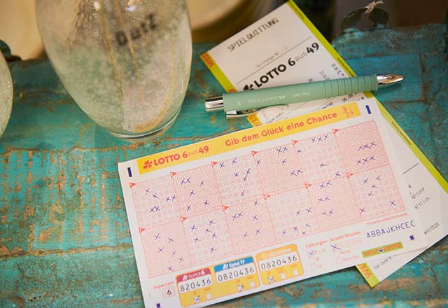231207 LOTTO 6aus49 (c) Schlag und Roy GmbH_640x440 Spielschein und Spielquittung von LOTTO 6aus49