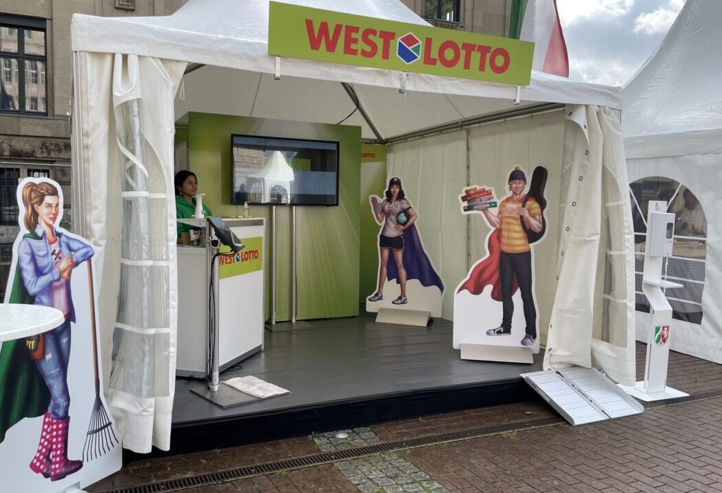 F627AFC7-AA30-4E3E-8069-2FB58081B4E3