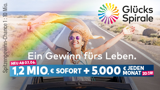 Pärchen lacht in die Kamera. Neuer Gewinnplan | GlücksSpirale WestLotto