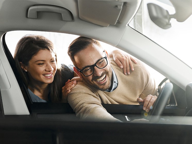 Selfie einer Radfahrerin vorm Dom in Münster | WestLotto Radtour des Monats