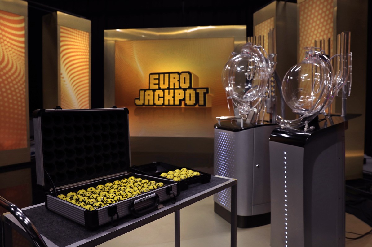 Hinter den Kulissen einer Eurojackpot-Ziehung in Helsinki