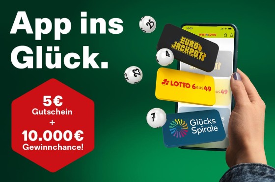 Jubelnde Frau hält Smartphone in der Hand, auf dem WestLotto-App geöffnet ist. Drumherum fliegt grünes Konfetti. 