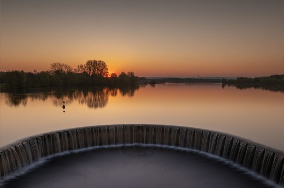 Der Lippesee im Teutoburger Wald bei Dämmerung | WestLotto-Ausflugstipps NRW