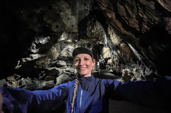 Selfie einer Frau in der Dechenhöhle | Ausflugsort NRW