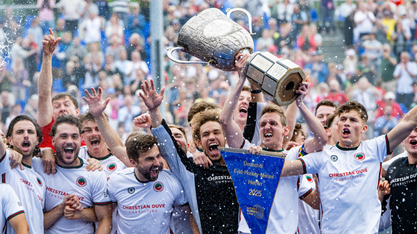 Moderatorin und Gast der Sendung StudioLos von WestLotto