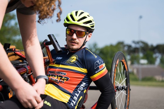 WestLotto-Toptalent Thorben van Ravenswaay auf dem Handbike