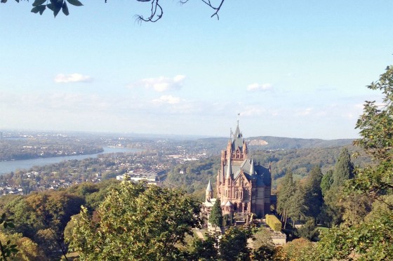 Blick auf den Drachenfels in Königswinter | WestLotto Radtour des Monats