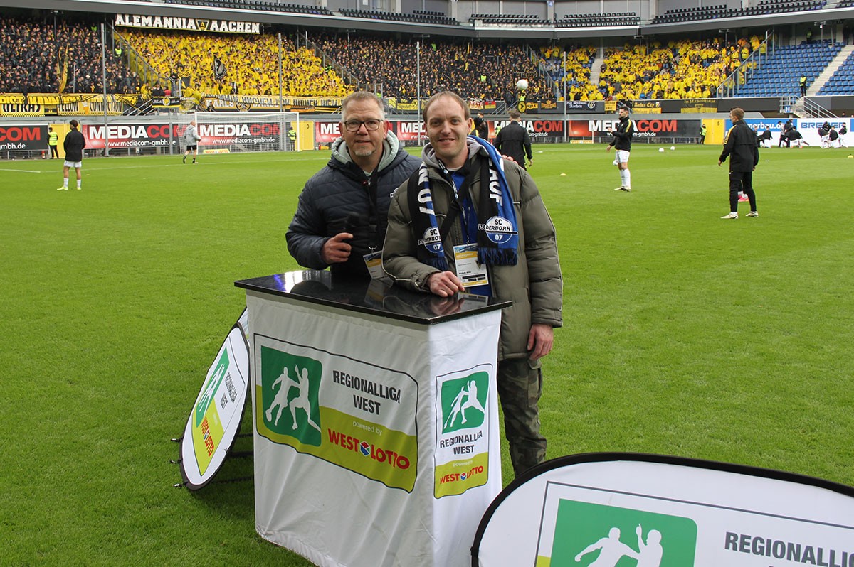 Stadionsprecher und WestLotto-Fanreporter im Stadion | WDFV